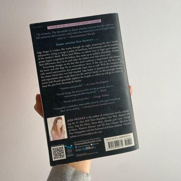 The Story teller by Jodi Picoult - Picture 2 of 2